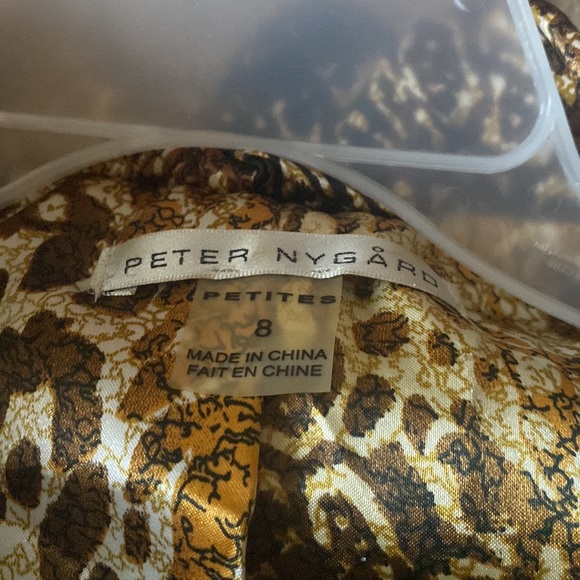 Fur Hooded Vest ! Very high end! Great price worn once. Non smoker - Picture 2 of 5